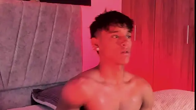 ZYZZ1312 online show from 09/30/25, 06:35