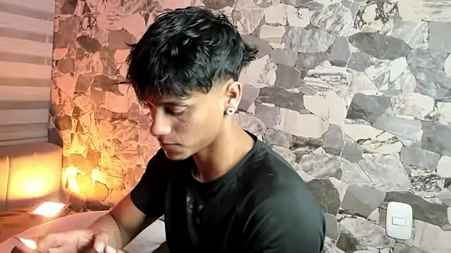 Snapshot of ZYZZ1312 chatting on 03/11/26, 05:46 ZYZZ1312 online show from 03/11/26, 05:46