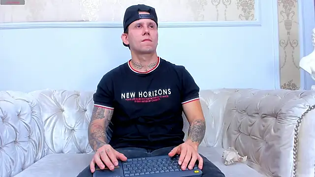 Snapshot of Scott_Clark chatting on 12/02/25, 11:04 Scott Clark online show from 12/02/25, 11:04