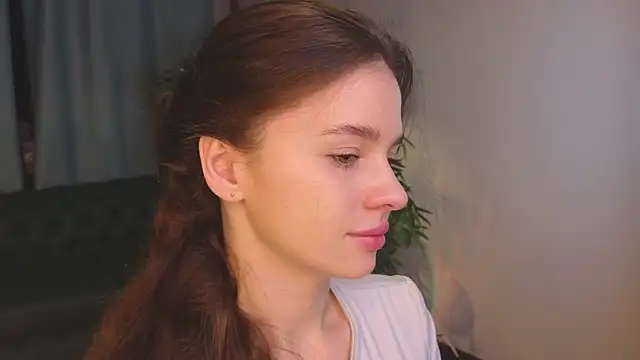 Snapshot of Olivia_Farrell chatting on 02/10/26, 12:42 Olivia Farrell online show from 02/10/26, 12:42