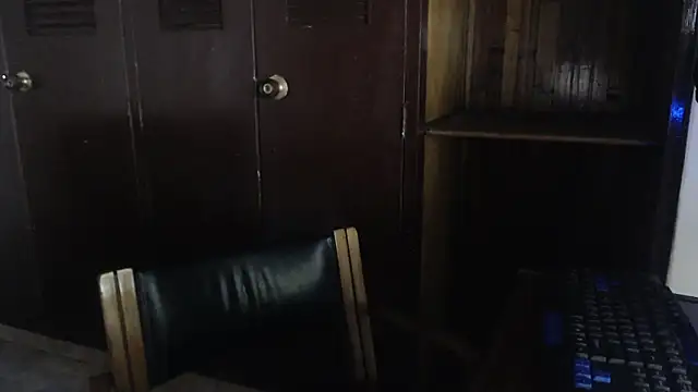 Snapshot of sthepany_gold chatting on 09/27/25, 04:28 sthepany gold online show from 09/27/25, 04:28