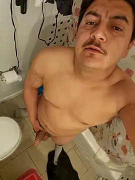 Snapshot of Biglou97 chatting on 02/07/26, 11:52 Biglou97 online show from 02/07/26, 11:52