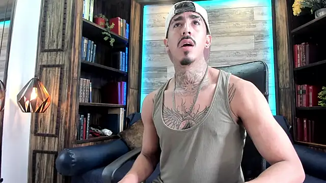 Snapshot of Donovan_Desmond chatting on 10/24/25, 07:43 Donovan Desmond online show from 10/24/25, 07:43