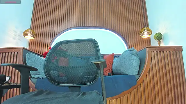 Snapshot of Donovan_Desmond chatting on 11/03/25, 07:59 Donovan Desmond online show from 11/03/25, 07:59