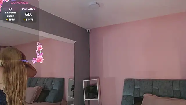 Camila Russoo online show from 02/10/26, 08:24