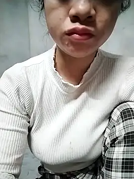 Mie rose online show from 02/18/26, 08:32