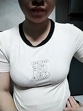 Mie rose online show from 04/12/26, 01:49