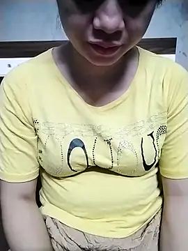 Snapshot of Mie_rose chatting on 04/24/26, 01:24 Mie rose online show from 04/24/26, 01:24