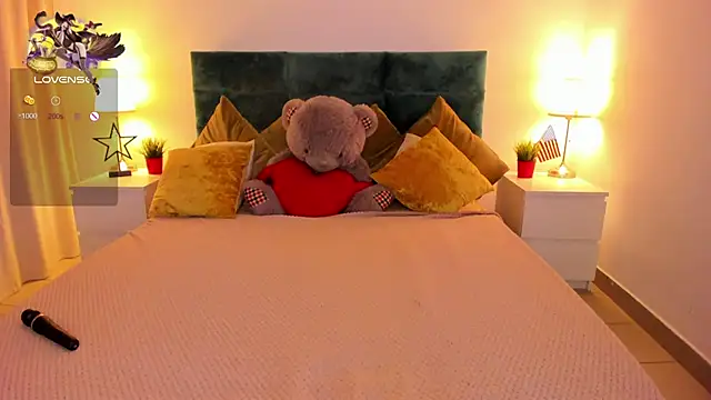 mishapallmer online show from 09/20/25, 01:50