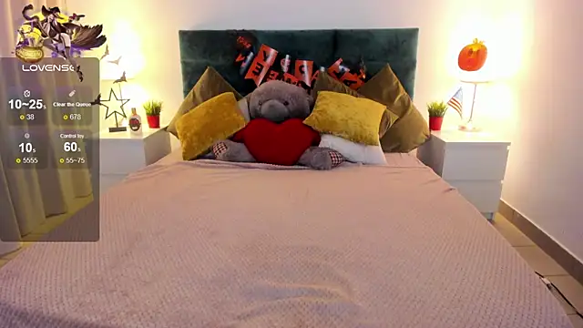 mishapallmer online show from 10/28/25, 08:18