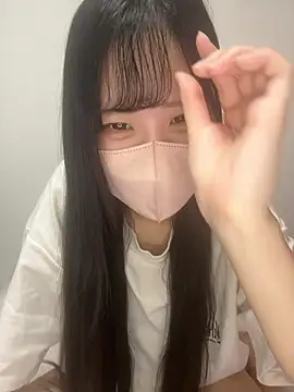 Snapshot of noa_uxu chatting on 09/14/25, 05:06 noa uxu online show from 09/14/25, 05:06