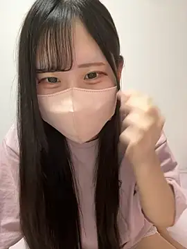 Snapshot of noa_uxu chatting on 09/18/25, 05:09 noa uxu online show from 09/18/25, 05:09