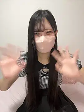 Snapshot of noa_uxu chatting on 09/19/25, 05:09 noa uxu online show from 09/19/25, 05:09