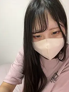 Snapshot of noa_uxu chatting on 09/23/25, 12:19 noa uxu online show from 09/23/25, 12:19