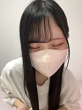 Snapshot of noa_uxu chatting on 09/25/25, 05:11 noa uxu online show from 09/25/25, 05:11