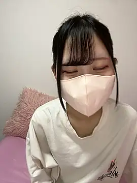 Snapshot of noa_uxu chatting on 09/30/25, 01:10 noa uxu online show from 09/30/25, 01:10