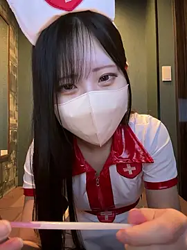 Snapshot of noa_uxu chatting on 10/11/25, 05:17 noa uxu online show from 10/11/25, 05:17