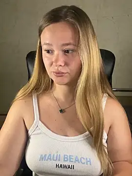 CaramelleSugar  online show from 09/25/25, 05:27