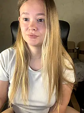 CaramelleSugar  online show from 10/17/25, 06:10