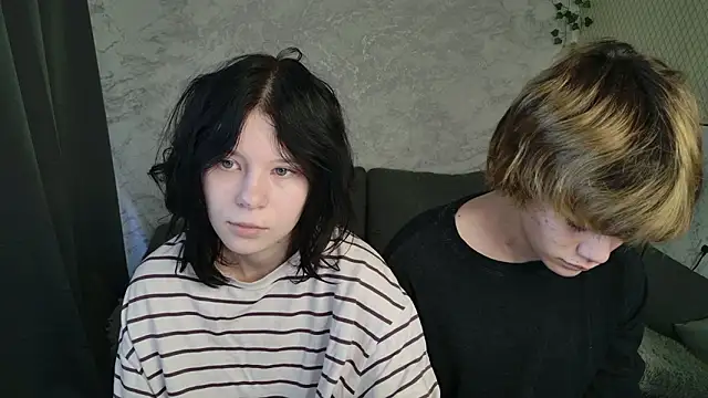 Snapshot of Bonnie_And_C1yde chatting on 03/24/26, 05:01 Bonnie And C1yde online show from 03/24/26, 05:01