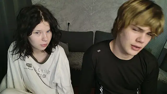 Snapshot of Bonnie_And_C1yde chatting on 03/31/26, 05:08 Bonnie And C1yde online show from 03/31/26, 05:08