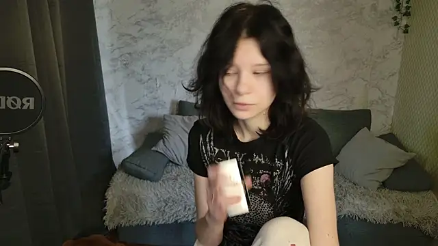 Snapshot of Bonnie_And_C1yde chatting on 04/04/26, 05:06 Bonnie And C1yde online show from 04/04/26, 05:06