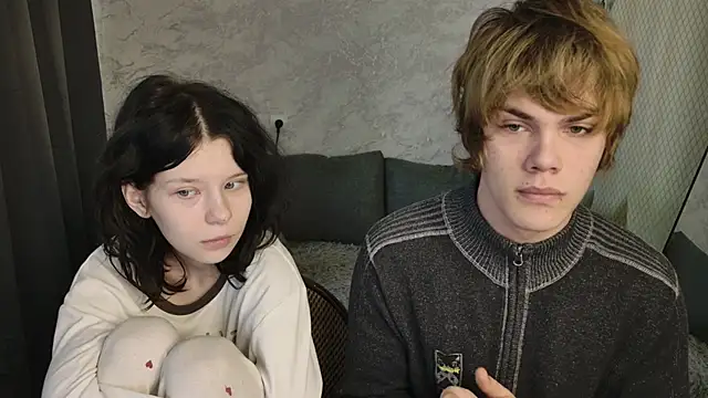 Snapshot of Bonnie_And_C1yde chatting on 04/06/26, 05:08 Bonnie And C1yde online show from 04/06/26, 05:08