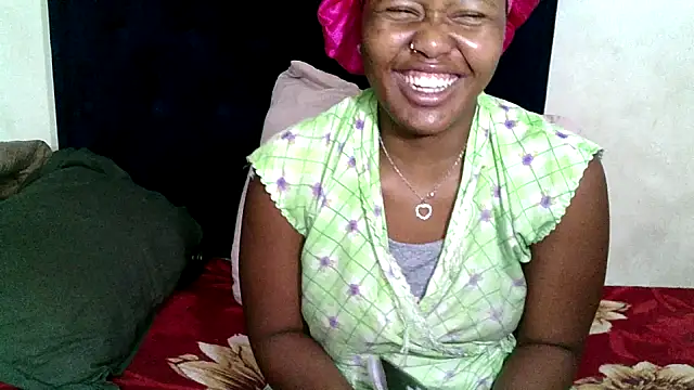 BUNNYCHOWX28 online show from 01/09/26, 05:04