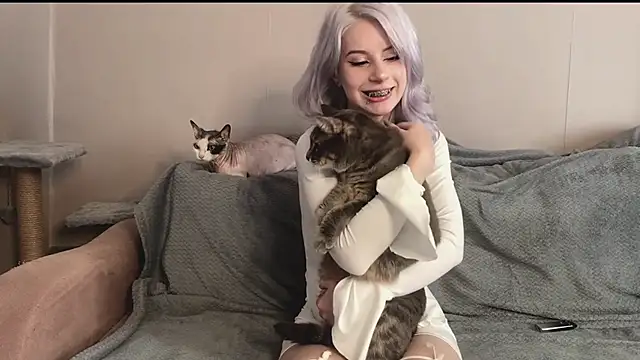 Snapshot of snowy_lisa chatting on 11/15/25, 07:38 snowy lisa online show from 11/15/25, 07:38