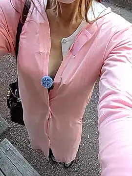 Snapshot of pink-mai chatting on 03/15/26, 12:38 pink-mai online show from 03/15/26, 12:38