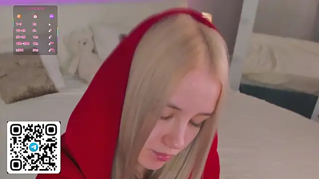 Snapshot of Anellyball chatting on 03/31/26, 09:32 Anellyball online show from 03/31/26, 09:32