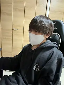 Snapshot of jiji9253 chatting on 03/24/26, 01:27 jiji9253 online show from 03/24/26, 01:27