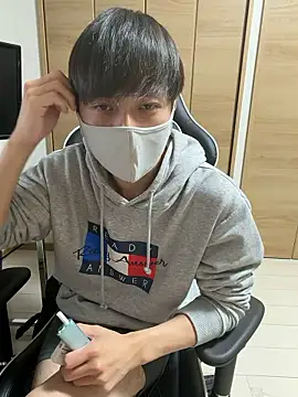 Snapshot of jiji9253 chatting on 04/01/26, 12:28 jiji9253 online show from 04/01/26, 12:28