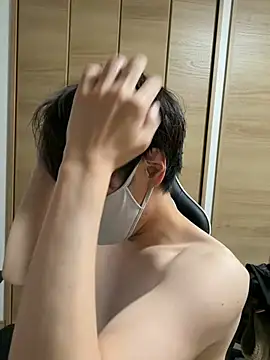 Snapshot of jiji9253 chatting on 04/09/26, 12:54 jiji9253 online show from 04/09/26, 12:54