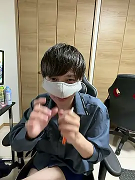 Snapshot of jiji9253 chatting on 04/12/26, 01:16 jiji9253 online show from 04/12/26, 01:16