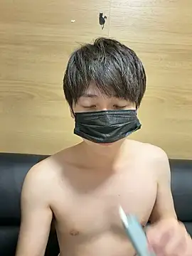 Snapshot of jiji9253 chatting on 04/18/26, 01:26 jiji9253 online show from 04/18/26, 01:26