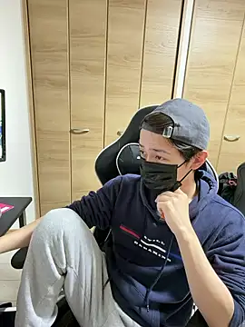 Snapshot of jiji9253 chatting on 04/19/26, 05:29 jiji9253 online show from 04/19/26, 05:29