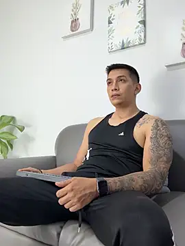 blackbullger  online show from 09/27/25, 11:37