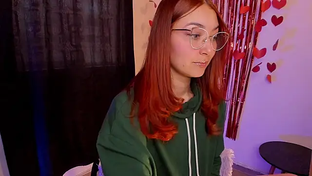 Snapshot of Isis-Blaze chatting on 02/17/26, 09:54 Isis-Blaze online show from 02/17/26, 09:54