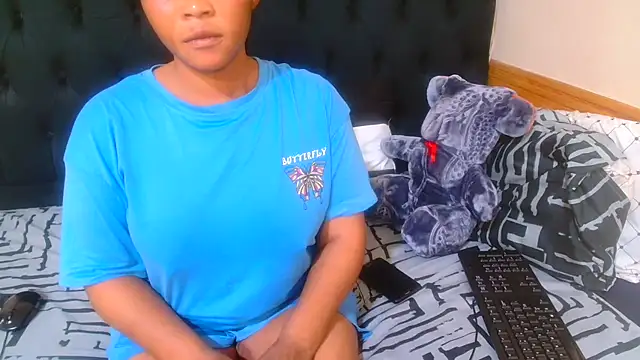 Snapshot of Sexy_PureFire chatting on 11/20/25, 06:29 Sexy PureFire online show from 11/20/25, 06:29