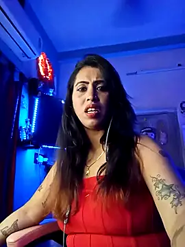 Love Beauty01 online show from 02/13/26, 06:15