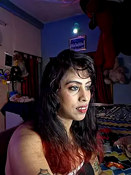 Snapshot of Love_Beauty01 chatting on 06/23/26, 06:50 Love Beauty01 online show from 06/23/26, 06:50
