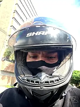 Snapshot of AlphaMasterXxx chatting on 11/21/25, 07:34 AlphaMasterXxx online show from 11/21/25, 07:34