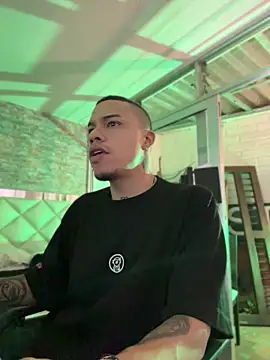 AlphaMasterXxx online show from 04/15/26, 01:12