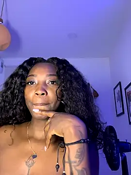 EmilyKisx online show from 10/15/25, 11:43