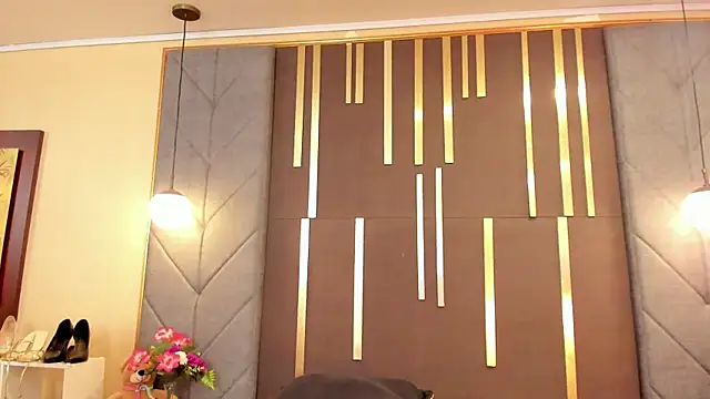 Snapshot of OliviGrace chatting on 10/07/25, 12:52 OliviGrace online show from 10/07/25, 12:52