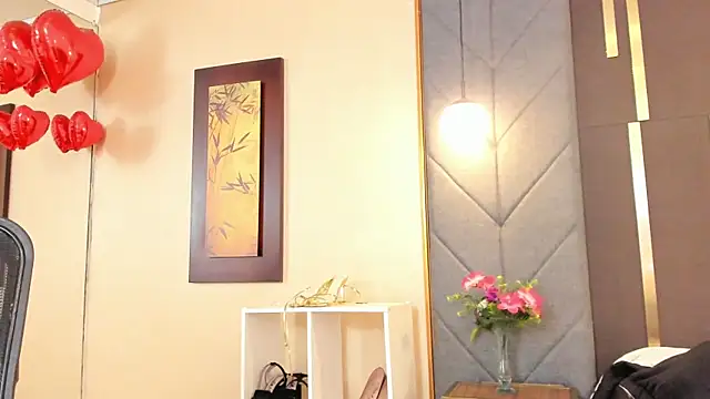 Snapshot of OliviGrace chatting on 11/22/25, 08:41 OliviGrace online show from 11/22/25, 08:41