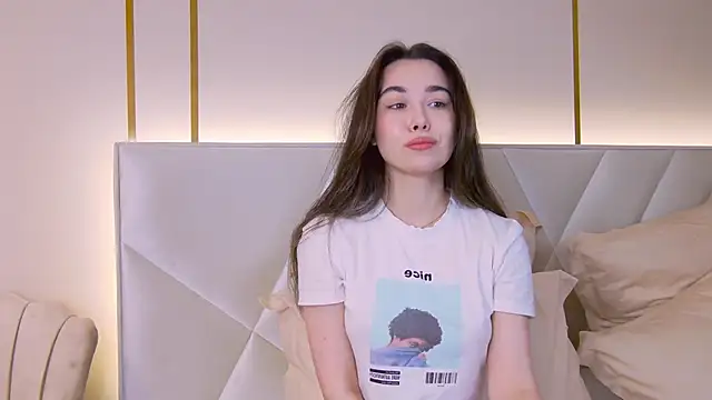 Snapshot of MiaMarlow chatting on 11/10/25, 07:46 MiaMarlow online show from 11/10/25, 07:46