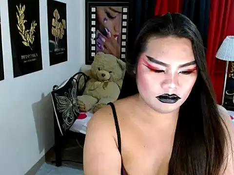 TSbrianaHugeCock online show from 05/11/26, 04:04