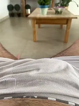 Snapshot of Novinho16cmz chatting on 10/24/25, 04:14 Novinho16cmz online show from 10/24/25, 04:14